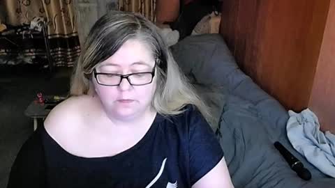 Lana online show from 01/21/25, 11:34