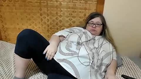 Lana online show from 02/05/25, 01:47