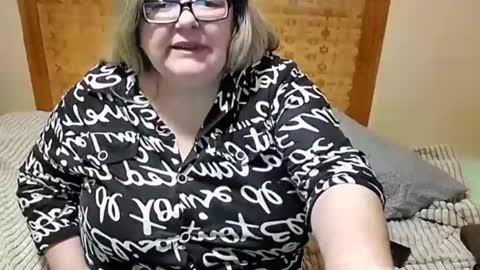 Lana online show from 02/08/25, 12:49