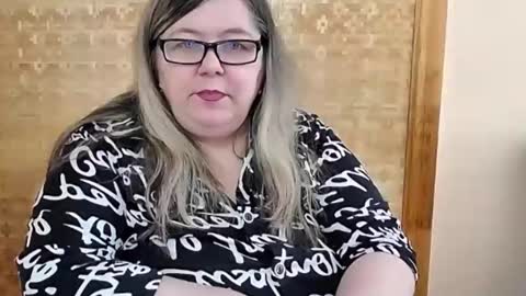 Lana online show from 02/08/25, 03:52