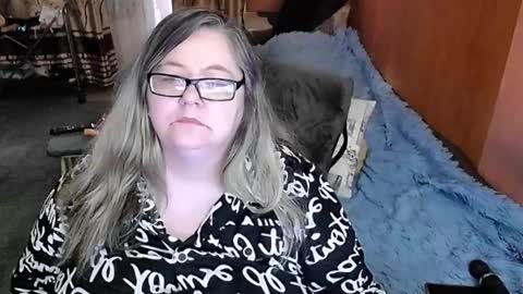 Lana online show from 02/11/25, 05:16