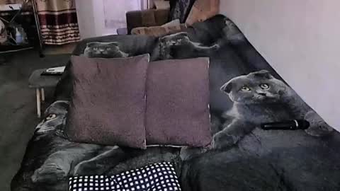 Lana online show from 09/19/25, 12:02