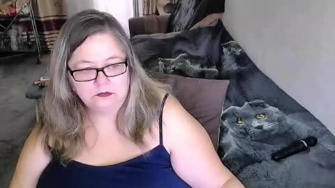 Lana online show from 04/30/26, 12:50