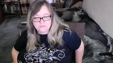 Lana online show from 05/26/26, 11:23