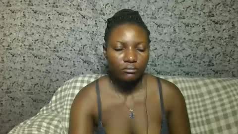 Snapshot of twerker_lyly chatting on 10/22/25, 05:08 twerker_lyly online show from 10/22/25, 05:08