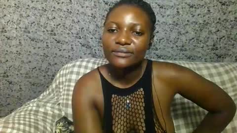 Snapshot of twerker_lyly chatting on 10/22/25, 05:13 twerker_lyly online show from 10/22/25, 05:13