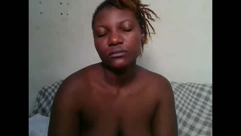 Snapshot of twerker_lyly chatting on 11/24/25, 06:24 twerker_lyly online show from 11/24/25, 06:24