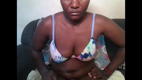 Snapshot of twerker_lyly chatting on 12/05/25, 02:20 twerker_lyly online show from 12/05/25, 02:20