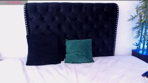Sophy online show from 02/20/25, 08:14