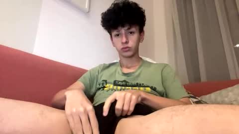 twi154046 online show from 10/11/25, 09:13