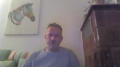 twiga72 online show from 12/17/25, 06:47