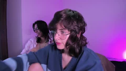 Eve  Lili online show from 10/12/25, 11:48