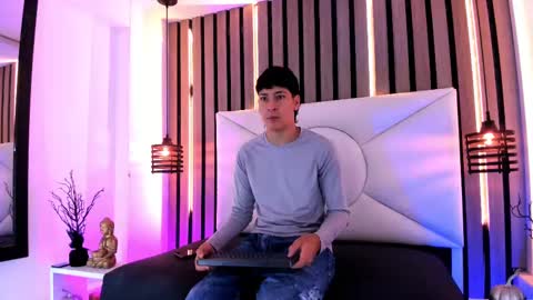 samu online show from 10/18/25, 12:39