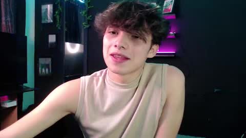 Snapshot of twink_dream__ chatting on 01/04/25, 05:58 jhony online show from 01/04/25, 05:58