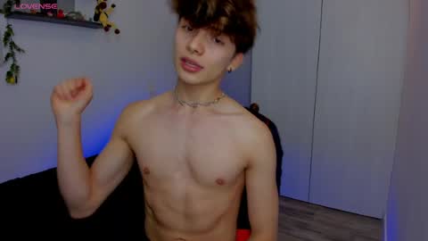 jhony online show from 05/19/26, 04:19