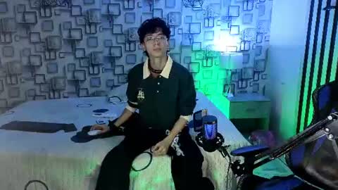 Sebastin online show from 07/18/26, 03:22