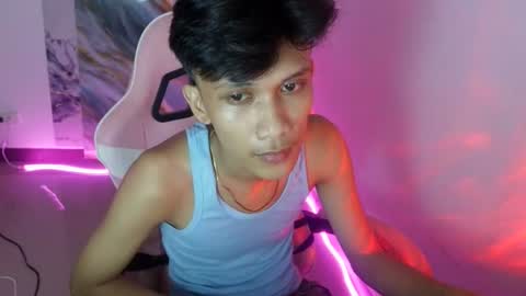 Snapshot of twinkbaby_yuno chatting on 06/29/26, 02:17 twinkbaby_yuno online show from 06/29/26, 02:17