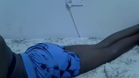 Snapshot of twinkle_tia chatting on 09/27/25, 03:17 BABY TIA online show from 09/27/25, 03:17