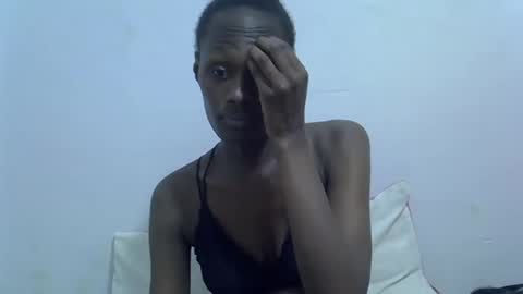 Snapshot of twinkle_tia chatting on 09/28/25, 03:23 BABY TIA online show from 09/28/25, 03:23