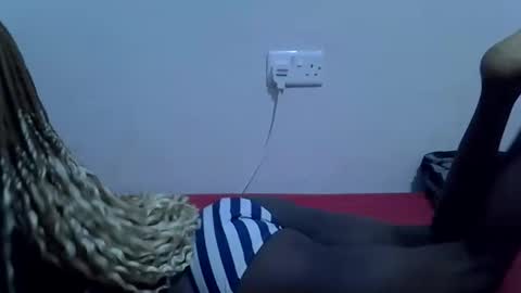 Snapshot of twinkle_tia chatting on 10/15/25, 04:51 BABY TIA online show from 10/15/25, 04:51