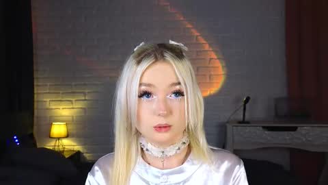 twinklefluff online show from 09/14/25, 03:55