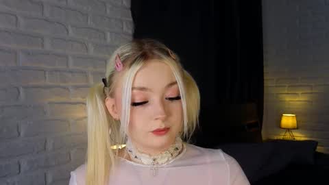 twinklefluff online show from 10/02/25, 03:52