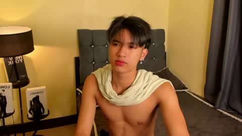 Snapshot of twinks8inches chatting on 05/29/26, 12:03 always horny clark online show from 05/29/26, 12:03