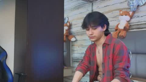 twinslovers_ online show from 05/09/26, 03:34