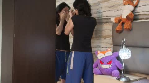 twinslovers_ online show from 05/20/26, 04:40