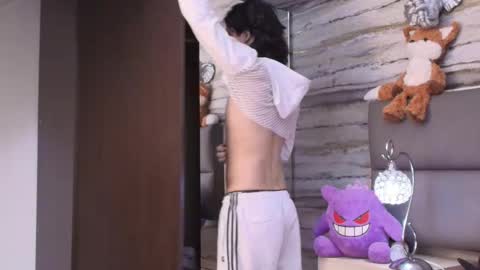 twinslovers_ online show from 05/25/26, 03:34