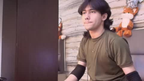 twinslovers_ online show from 05/26/26, 03:57