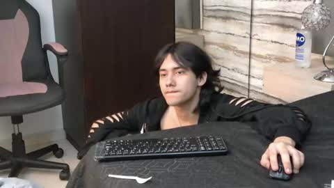 twinslovers_ online show from 06/06/26, 04:50