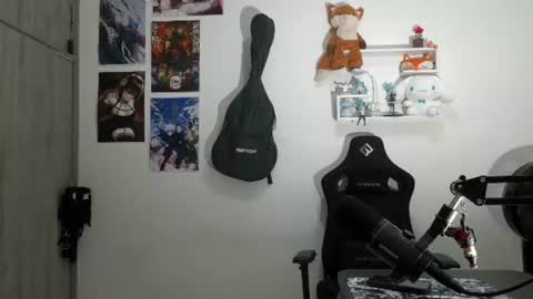 twinslovers_ online show from 07/21/26, 03:42