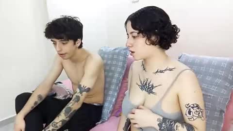 Snapshot of two_souls69 chatting on 12/16/25, 06:46 Matt online show from 12/16/25, 06:46