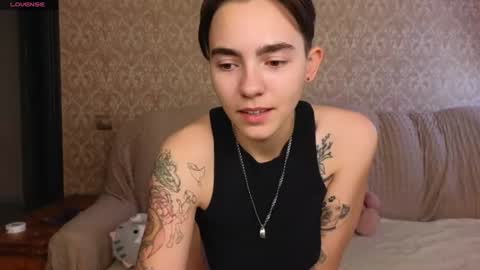 Welcome guys We Lili and Vic  PVT open online show from 07/25/26, 06:11