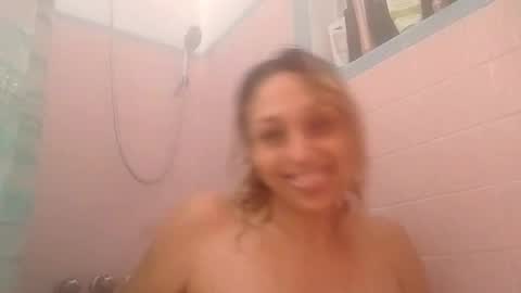 Twocrazy85 online show from 11/27/25, 05:04