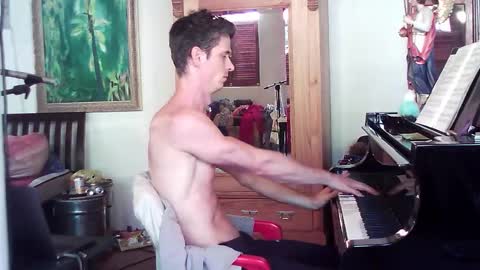 Snapshot of twoforallprivate chatting on 12/25/24, 05:26 TobeBritta online show from 12/25/24, 05:26