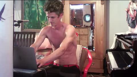 Snapshot of twoforallprivate chatting on 11/01/25, 07:16 TobeBritta online show from 11/01/25, 07:16