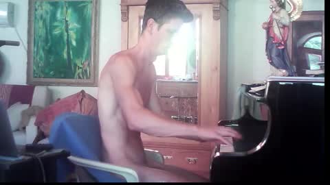 TobeBritta online show from 11/18/25, 03:38