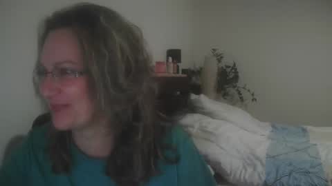 twonix online show from 11/21/25, 04:49