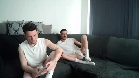 Snapshot of twotwinkhusbands chatting on 06/14/26, 05:04 RyanRowan online show from 06/14/26, 05:04
