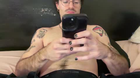 Snapshot of twunkymikey chatting on 01/08/25, 02:25 twunkymikey online show from 01/08/25, 02:25