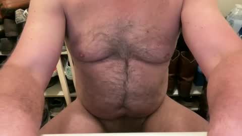 Snapshot of txswimmer1970 chatting on 03/05/25, 02:46 txswimmer1970 online show from 03/05/25, 02:46