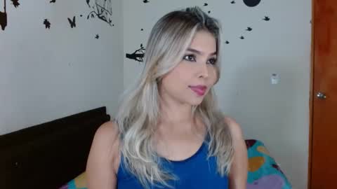 Snapshot of tyfanny19 chatting on 02/11/25, 05:18 tyfanny19 online show from 02/11/25, 05:18