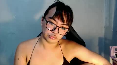 Snapshot of tyla_23 chatting on 03/04/26, 02:17 Tyla online show from 03/04/26, 02:17