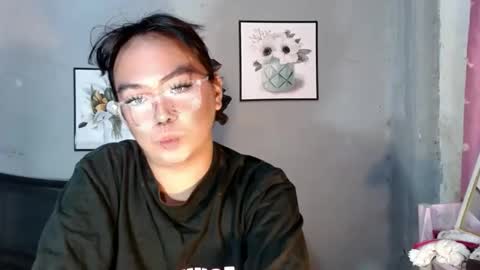 Snapshot of tyla_23 chatting on 05/10/26, 02:33 Tyla online show from 05/10/26, 02:33