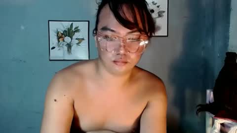 Snapshot of tyla_23 chatting on 05/14/26, 06:53 Tyla online show from 05/14/26, 06:53