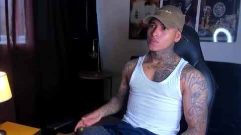 Snapshot of tyler_bell_ chatting on 03/09/26, 01:48 tyler_bell_ online show from 03/09/26, 01:48