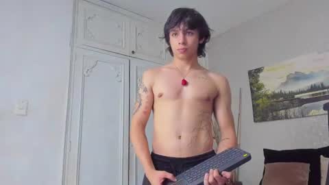 Tyler online show from 06/11/26, 03:26