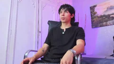 Snapshot of tyler_durtenn chatting on 07/28/26, 03:24 Tyler online show from 07/28/26, 03:24